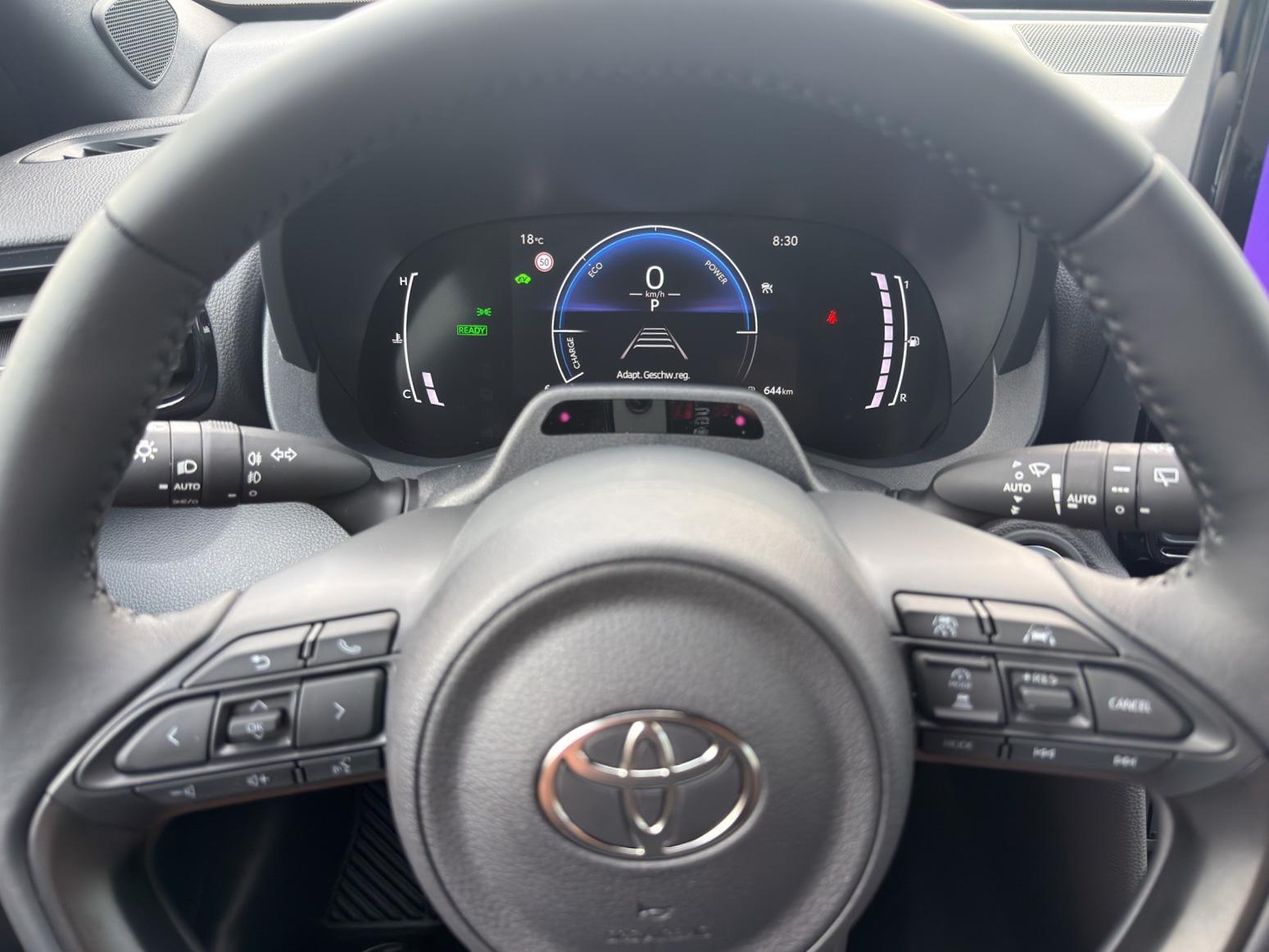 TOYOTA Yaris Cross 1.5 VVT-i HSD Trend AWD-i-image-13
