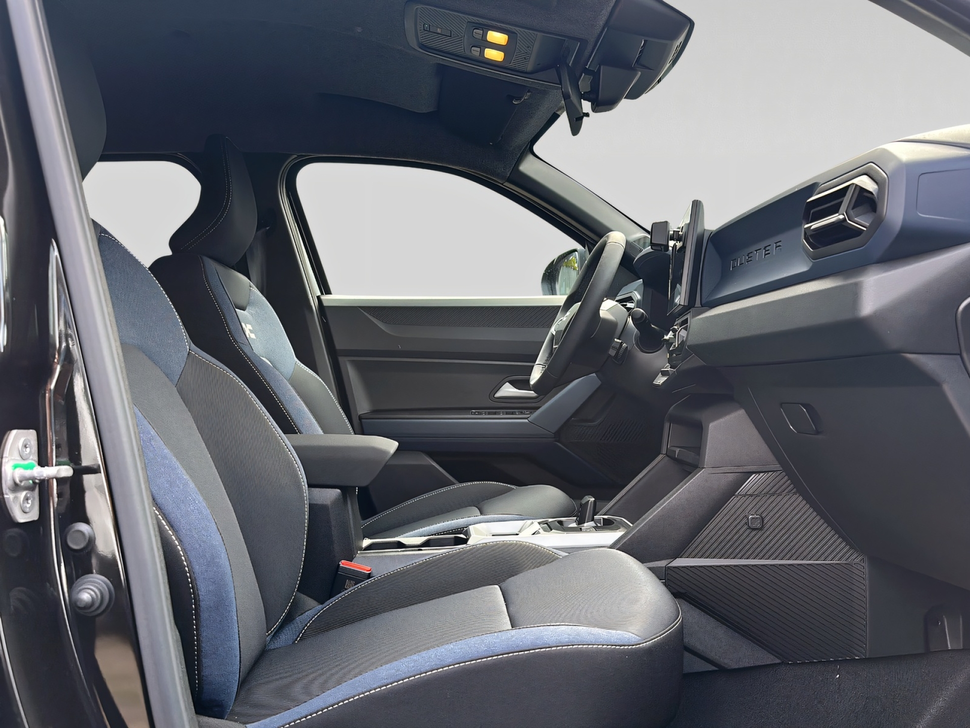 DACIA Duster-image-8