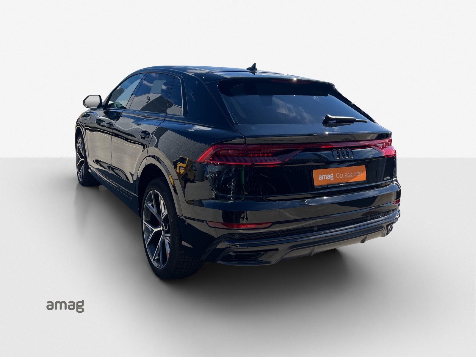 AUDI Q8 50 TDI quattro tiptronic-image-2