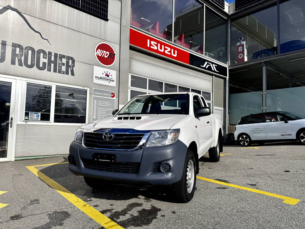 TOYOTA Hilux Extra Cab.-pick-up 2.5 D-4D Linea Luna-image-0