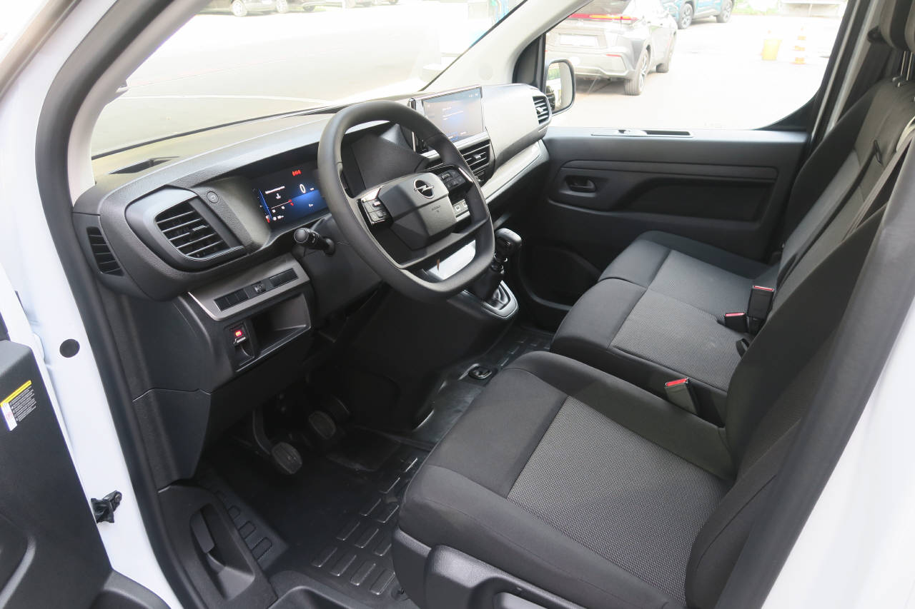 OPEL Vivaro Cargo 1.5 D 120 Energize-image-3