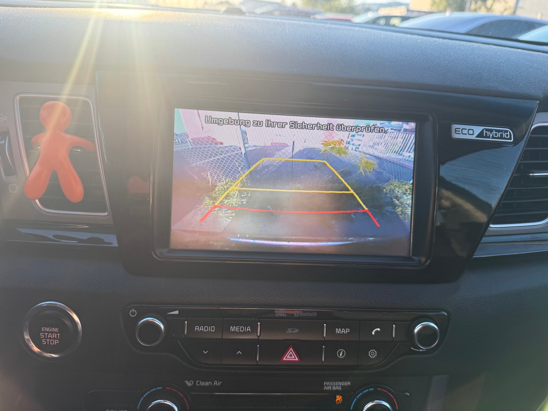 KIA Niro 1.6GDi Hybrid Style DCT-image-8