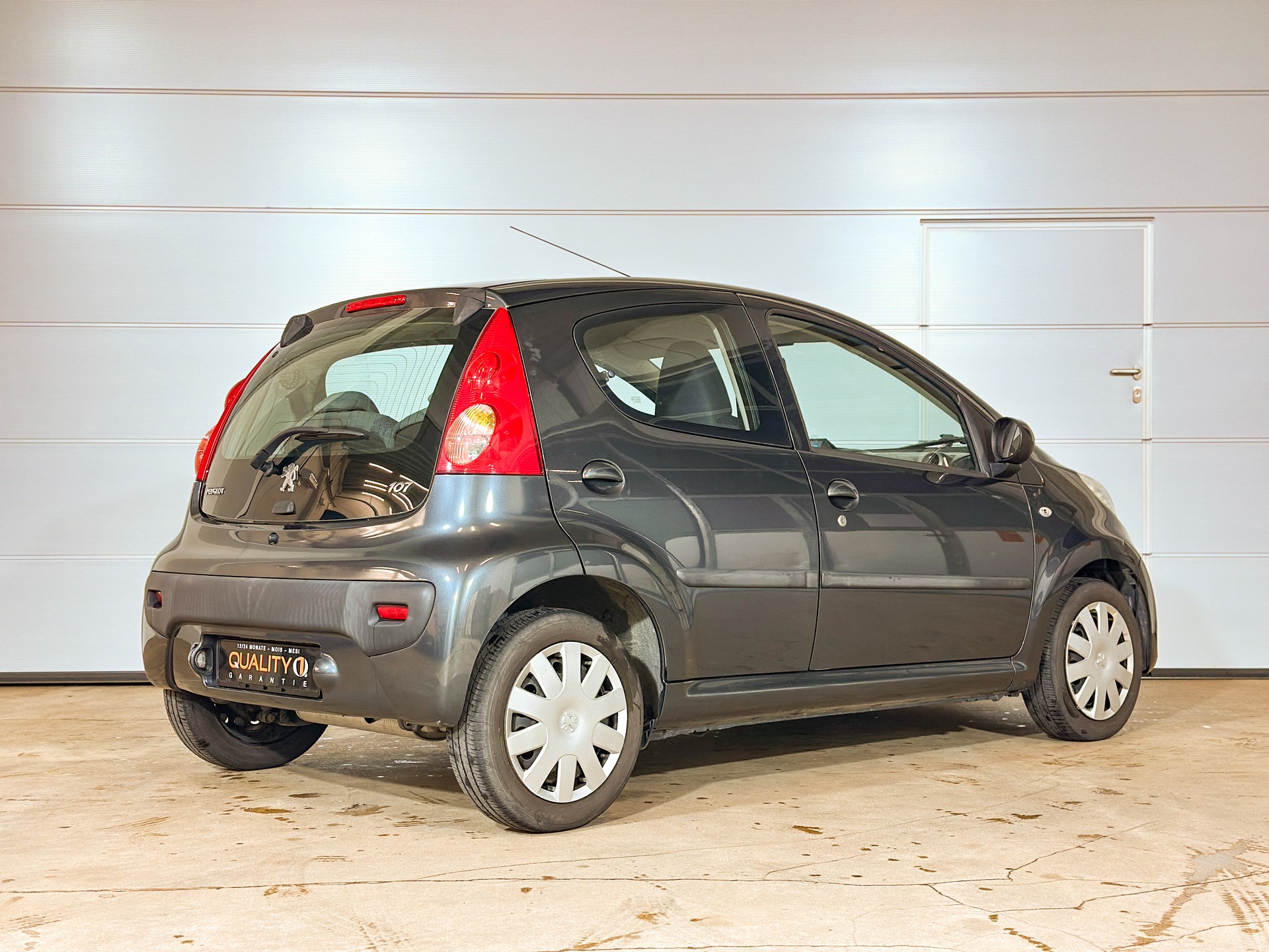 PEUGEOT 107 1.0 Urban-image-3