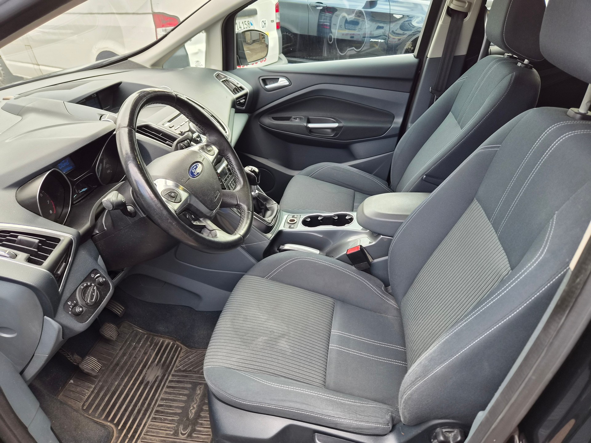 FORD Grand C-Max 1.6 SCTi Titanium-image-5