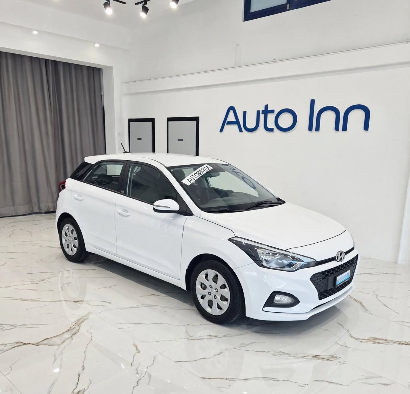 HYUNDAI i20 Active 1.0 - AUTOMATICA-image-0