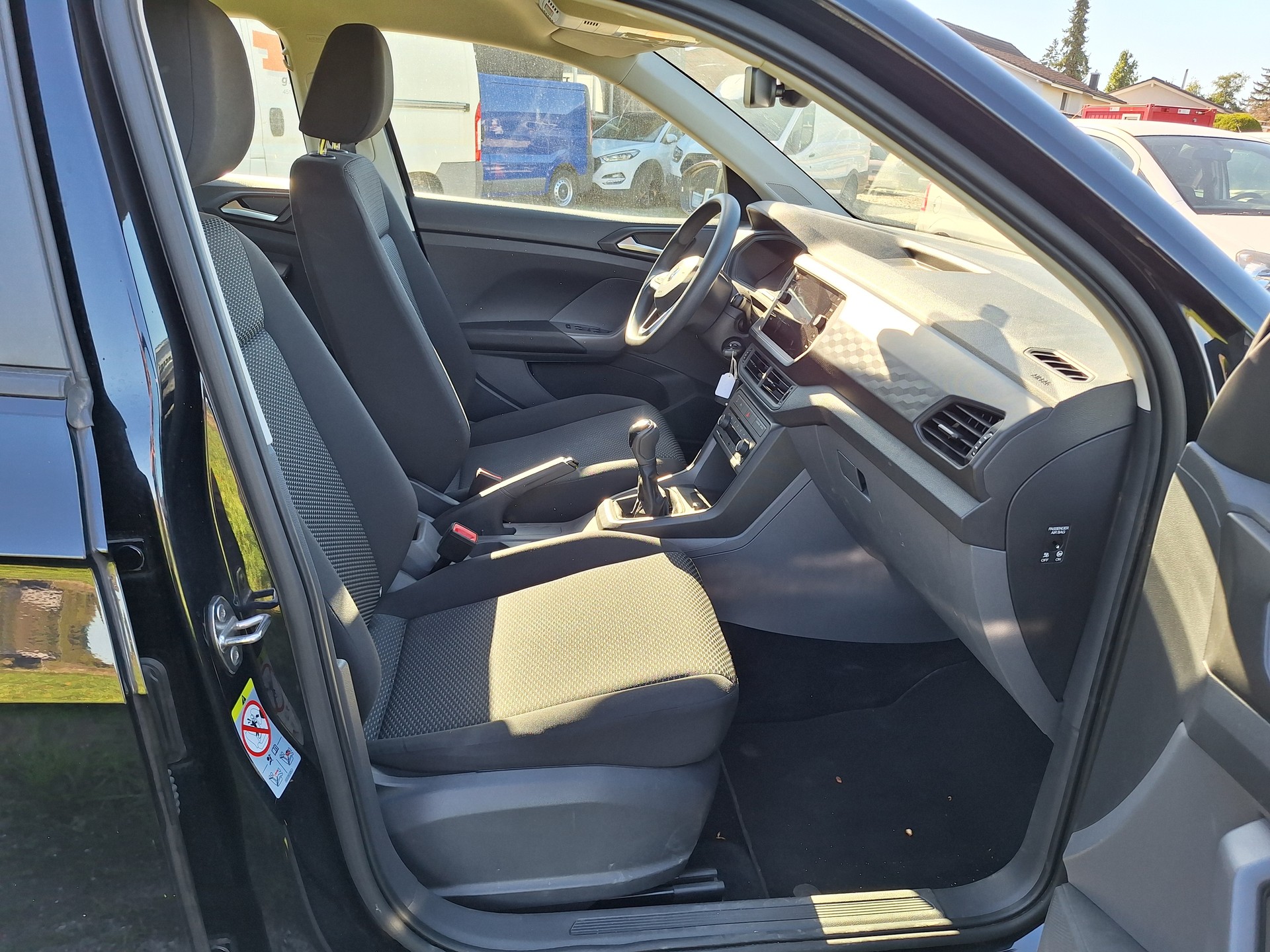 VW T-Cross 1.0 TSI Life-image-8