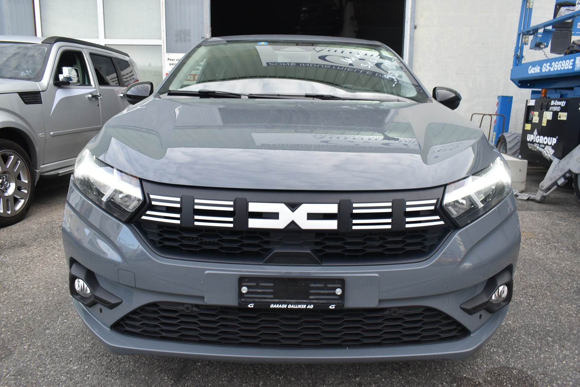 DACIA Sandero TCe 90 Journey CVT-image-10