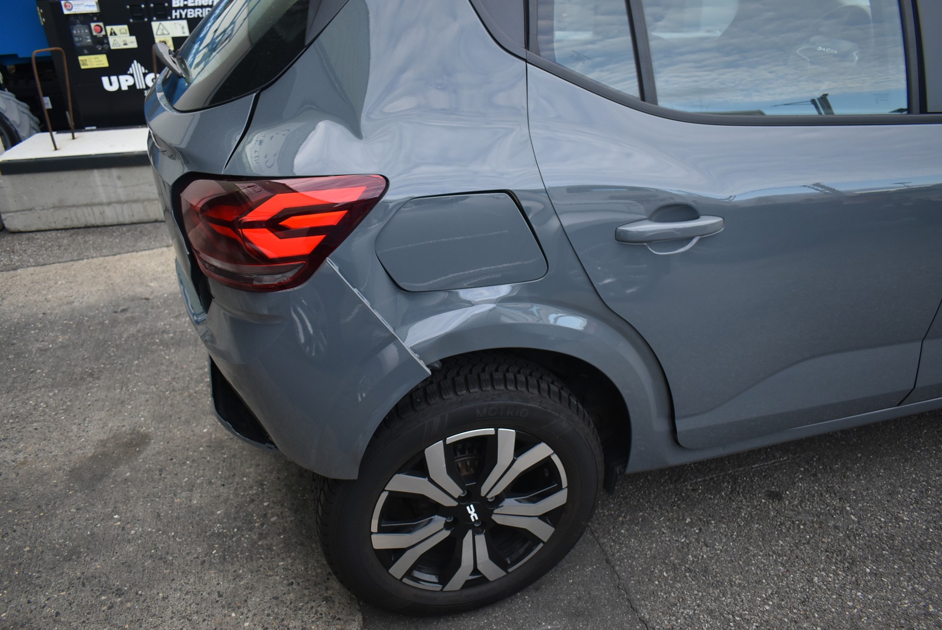 DACIA Sandero TCe 90 Journey CVT-image-1