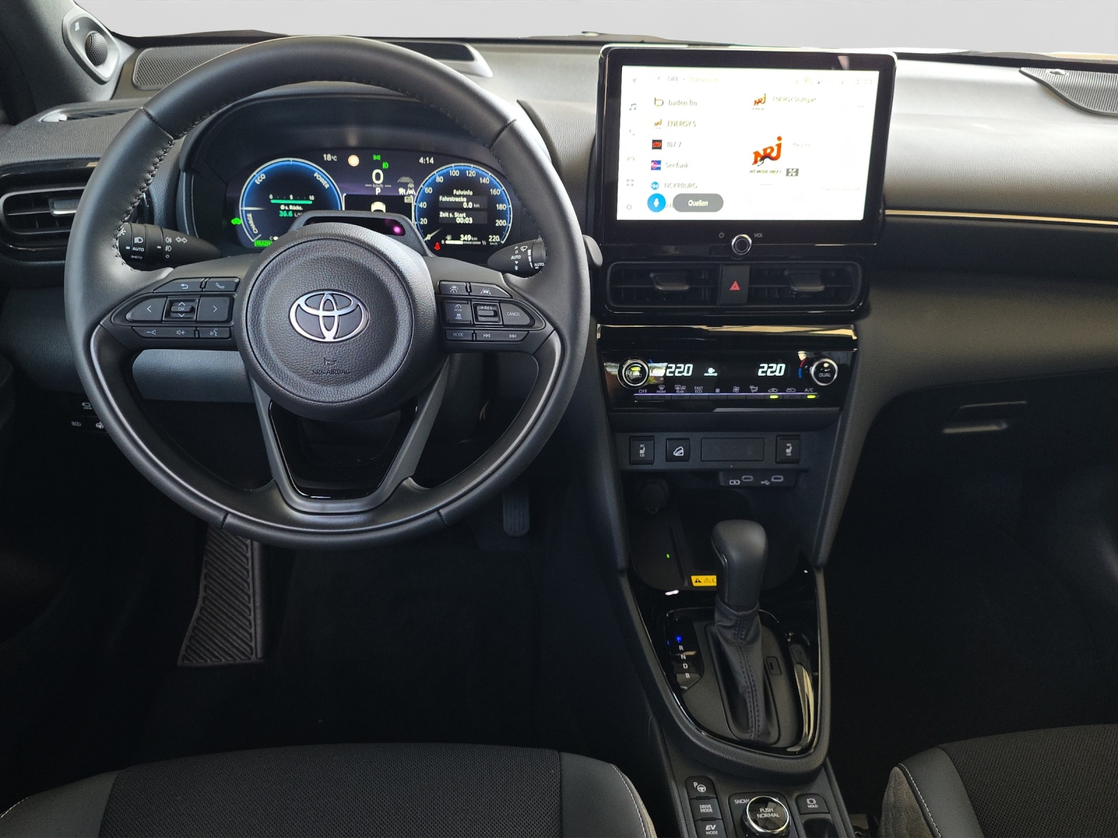 TOYOTA Yaris Cross 1.5 VVT-i HSD Premium AWD-i-image-10