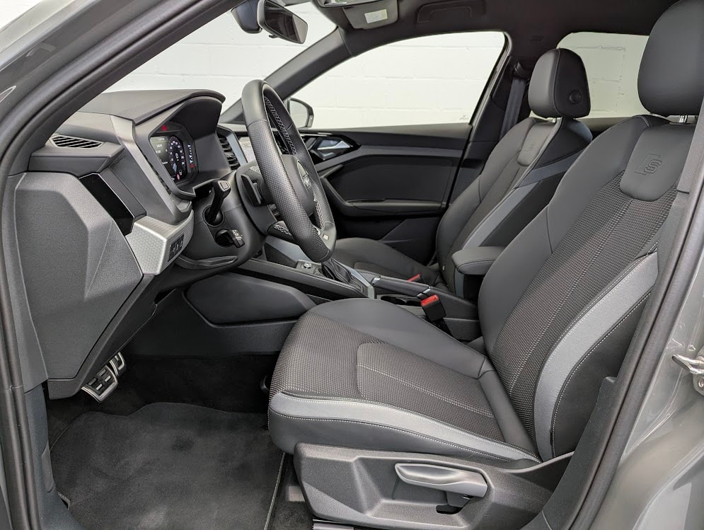 AUDI A1 Sportback 2.0 40 TFSI S Line S-Tronic*5J GAR S-LINE KOMPLETT VOLL-LED DÄMPFER CAM SONOS KEYLESS*-image-3