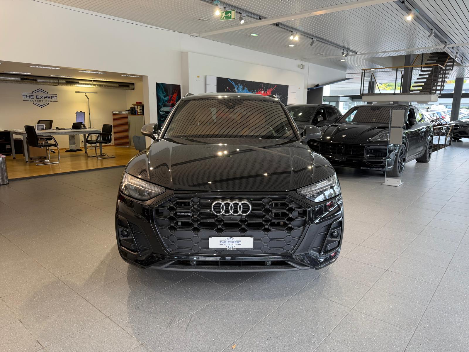 AUDI Q5 55 TFSI e PHEV S line quattro S-tronic-image-1