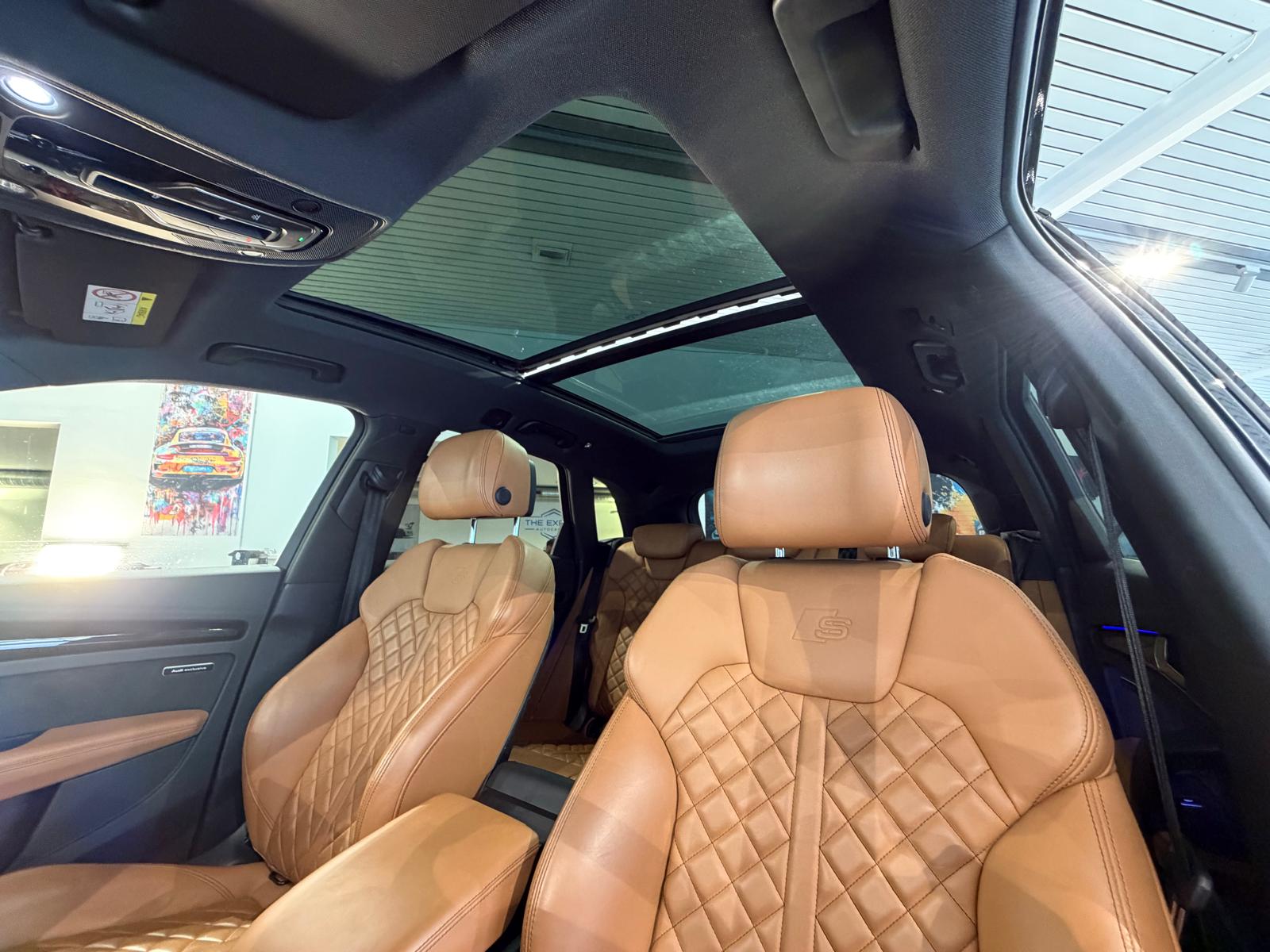 AUDI Q5 55 TFSI e PHEV S line quattro S-tronic-image-13
