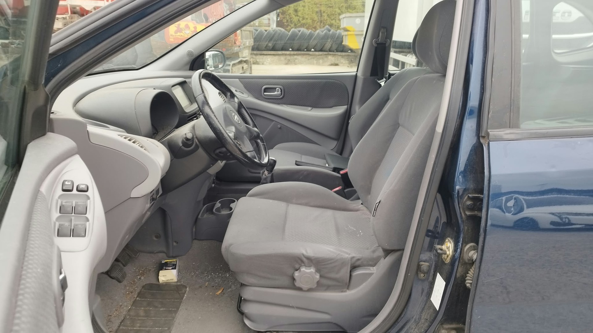 NISSAN Almera Tino 1.8 16V business-image-12
