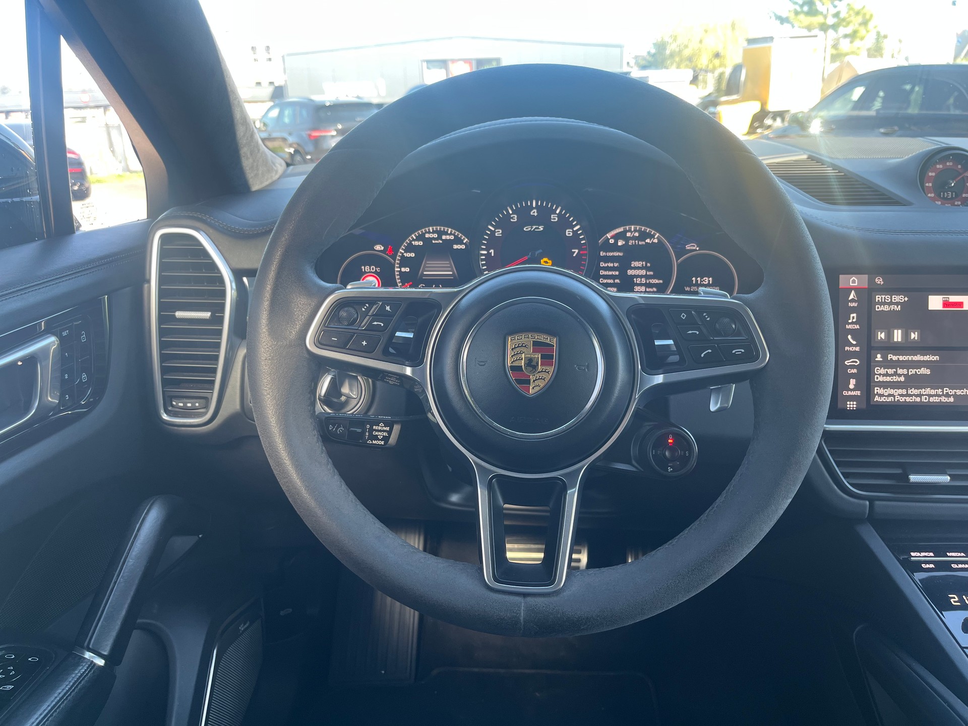 PORSCHE Cayenne GTS Coupé-image-8