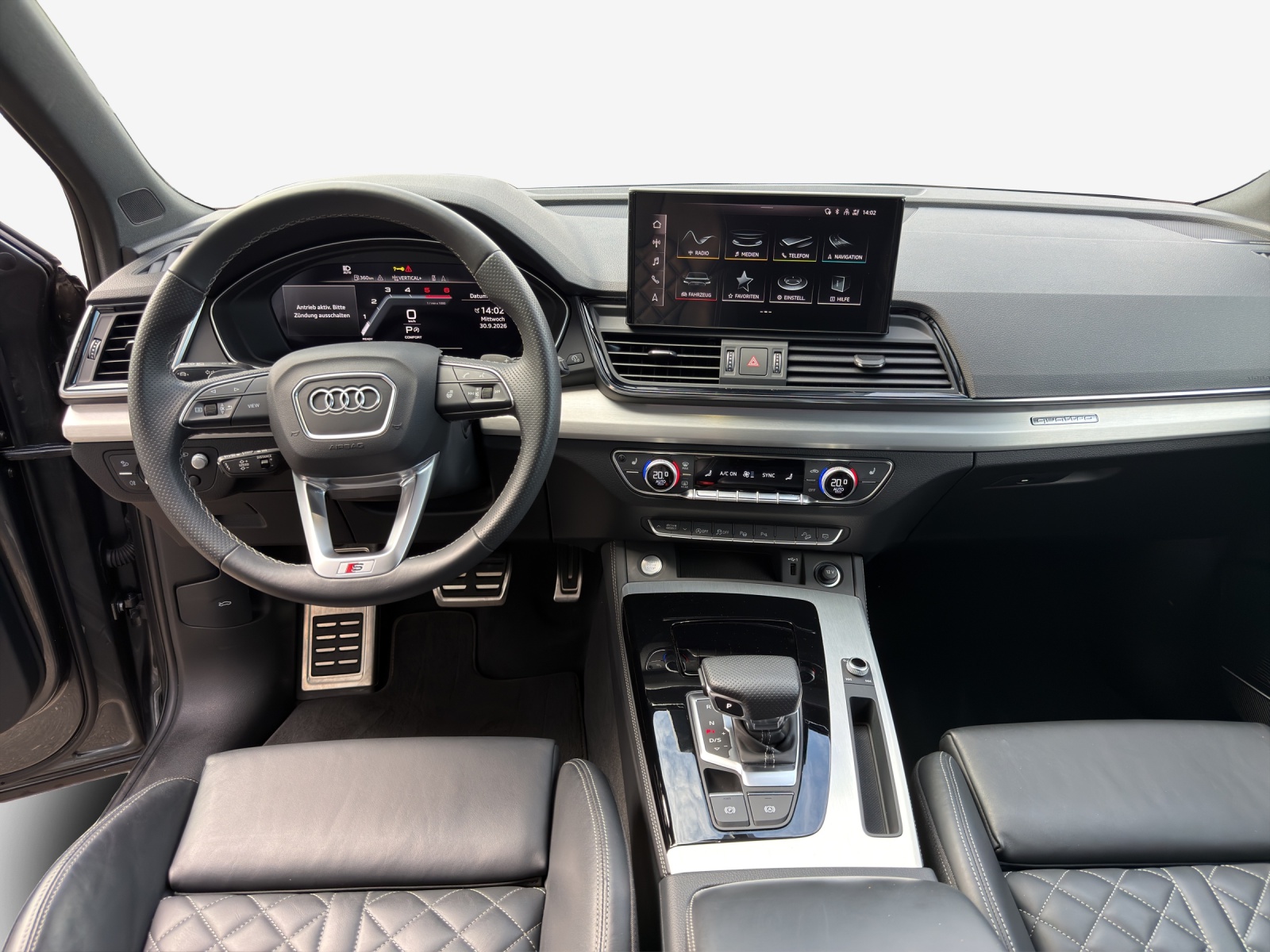AUDI Q5 40 TDI Black Edition quattro S-tronic-image-8
