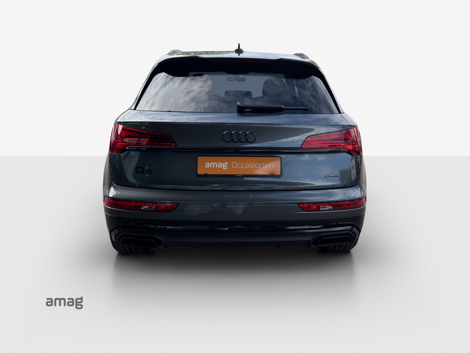 AUDI Q5 40 TDI Black Edition quattro S-tronic-showroom-element-3
