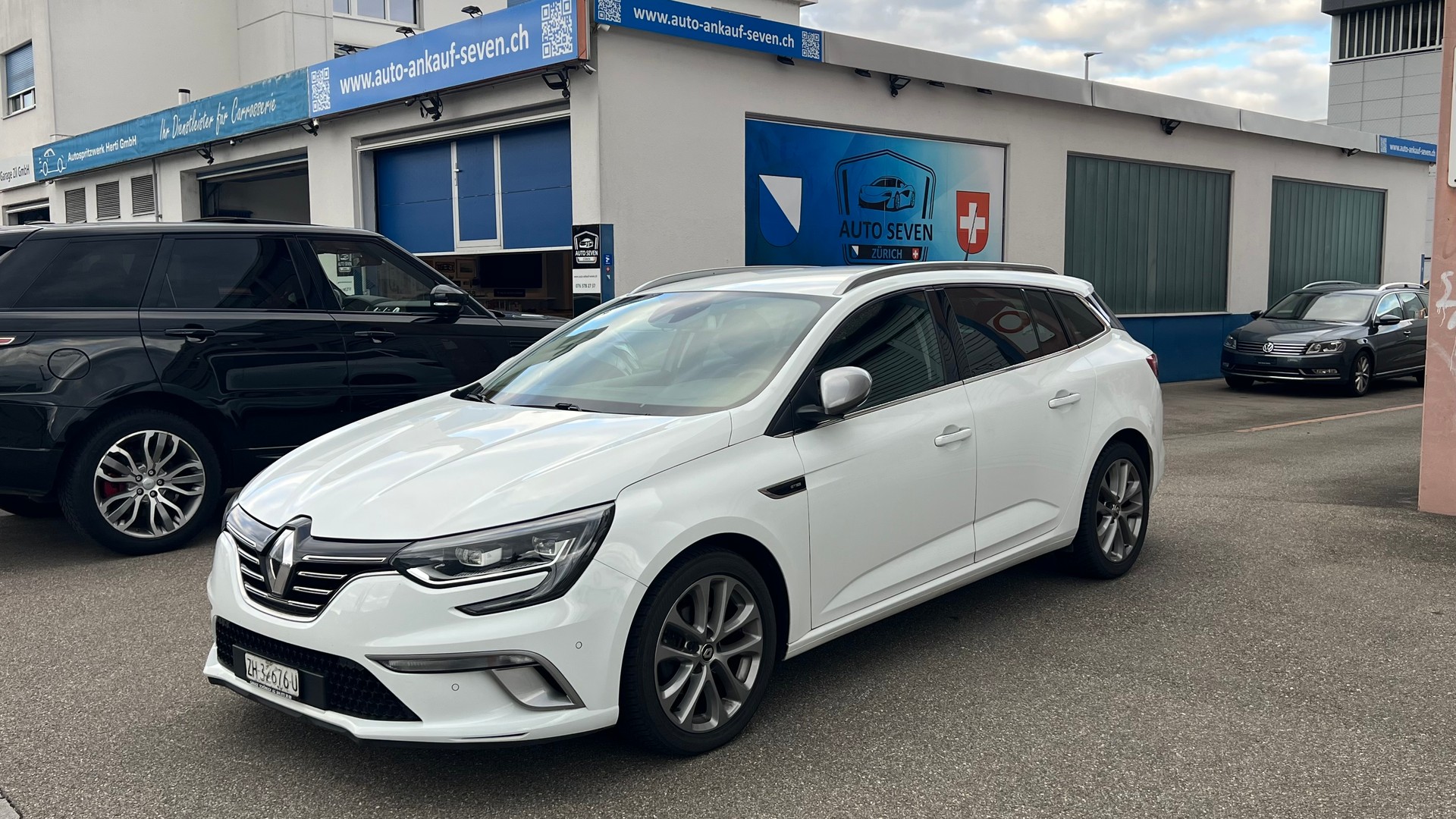 RENAULT Mégane Grandtour 1.5 dCi GT Line EDC-image-0