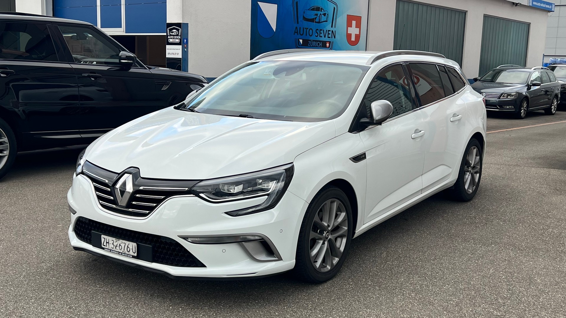 RENAULT Mégane Grandtour 1.5 dCi GT Line EDC-image-1