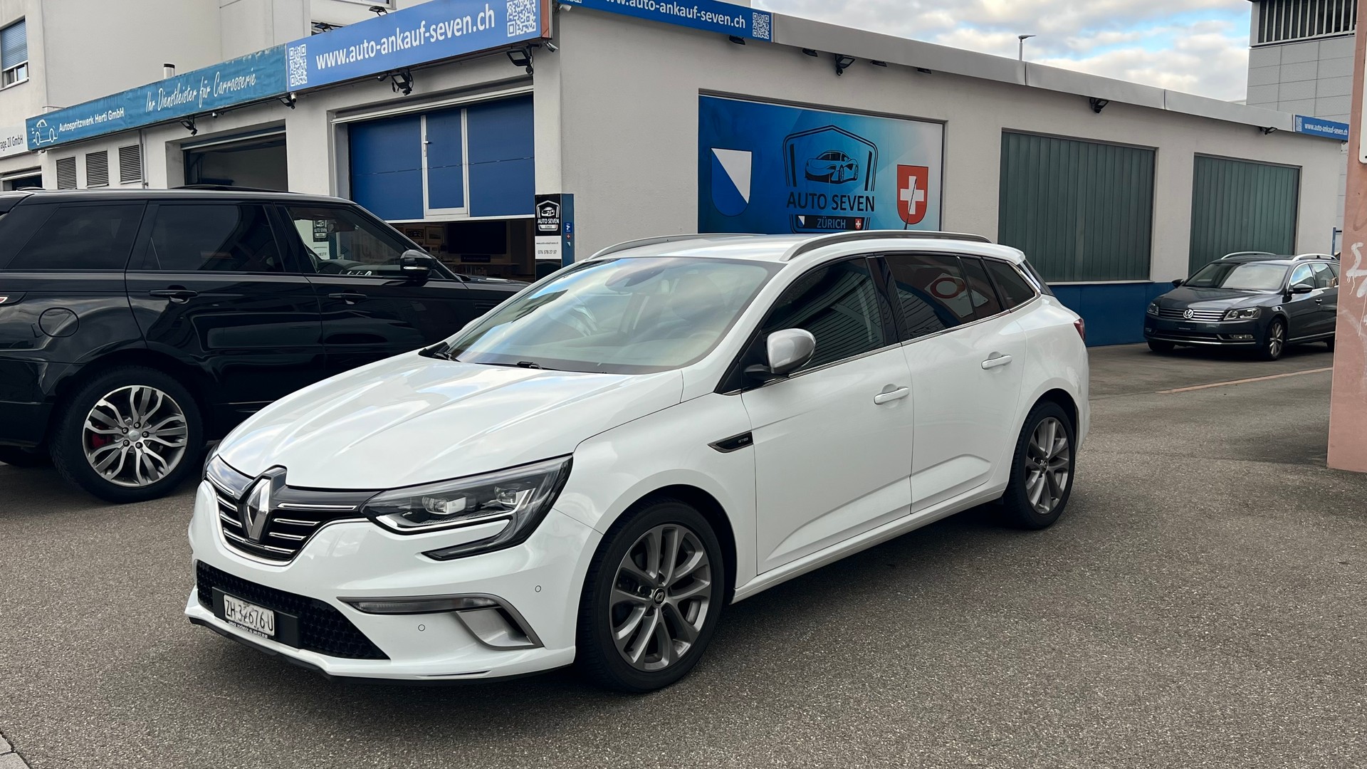 RENAULT Mégane Grandtour 1.5 dCi GT Line EDC-image-2