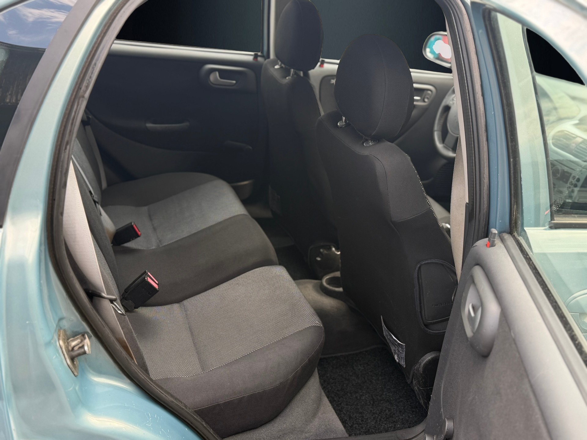 OPEL Corsa 1.8 16V Silverline-image-10
