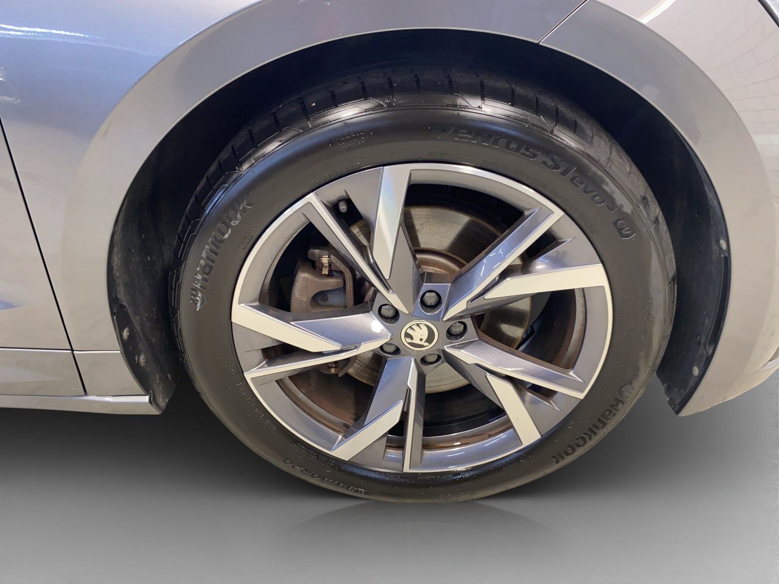 SKODA Enyaq iV 80x SportLine-image-14