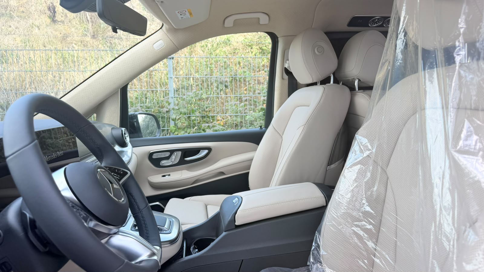 MERCEDES-BENZ MERCEDES-BENZ V 300 d Extra-Lang 4matic Exclusive FALCON AVERS V.I.P-image-26
