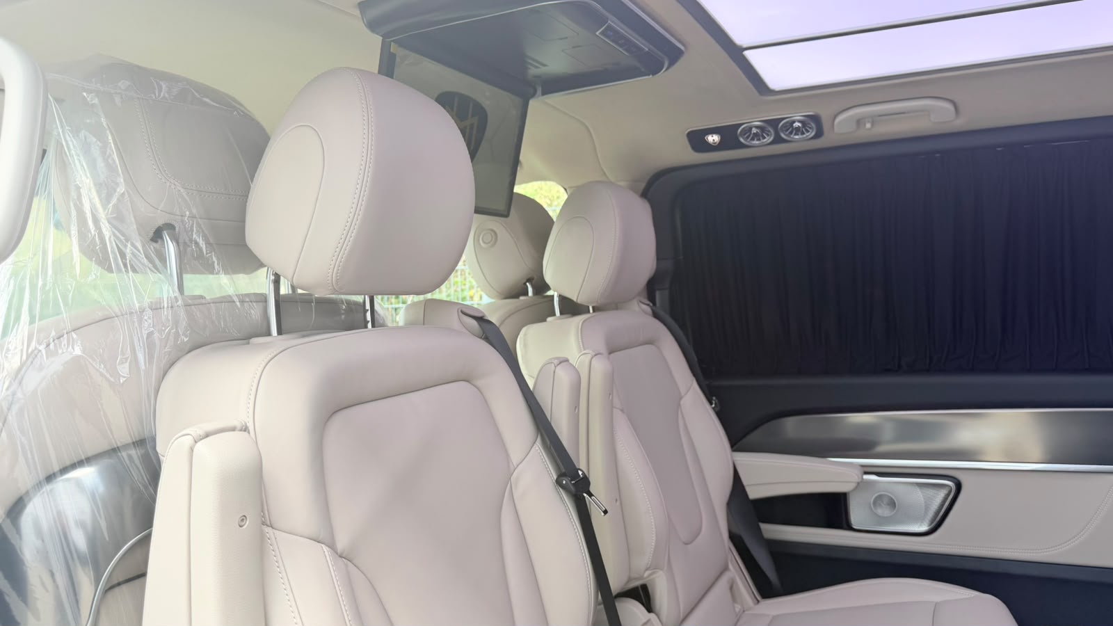 MERCEDES-BENZ MERCEDES-BENZ V 300 d Extra-Lang 4matic Exclusive FALCON AVERS V.I.P-image-24