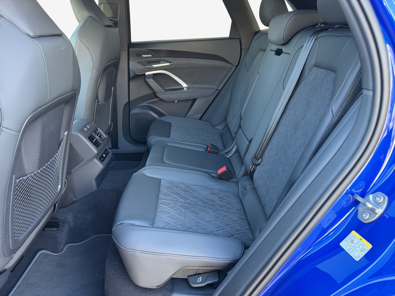 AUDI SQ5 TFSI quattro S-tronic-image-11