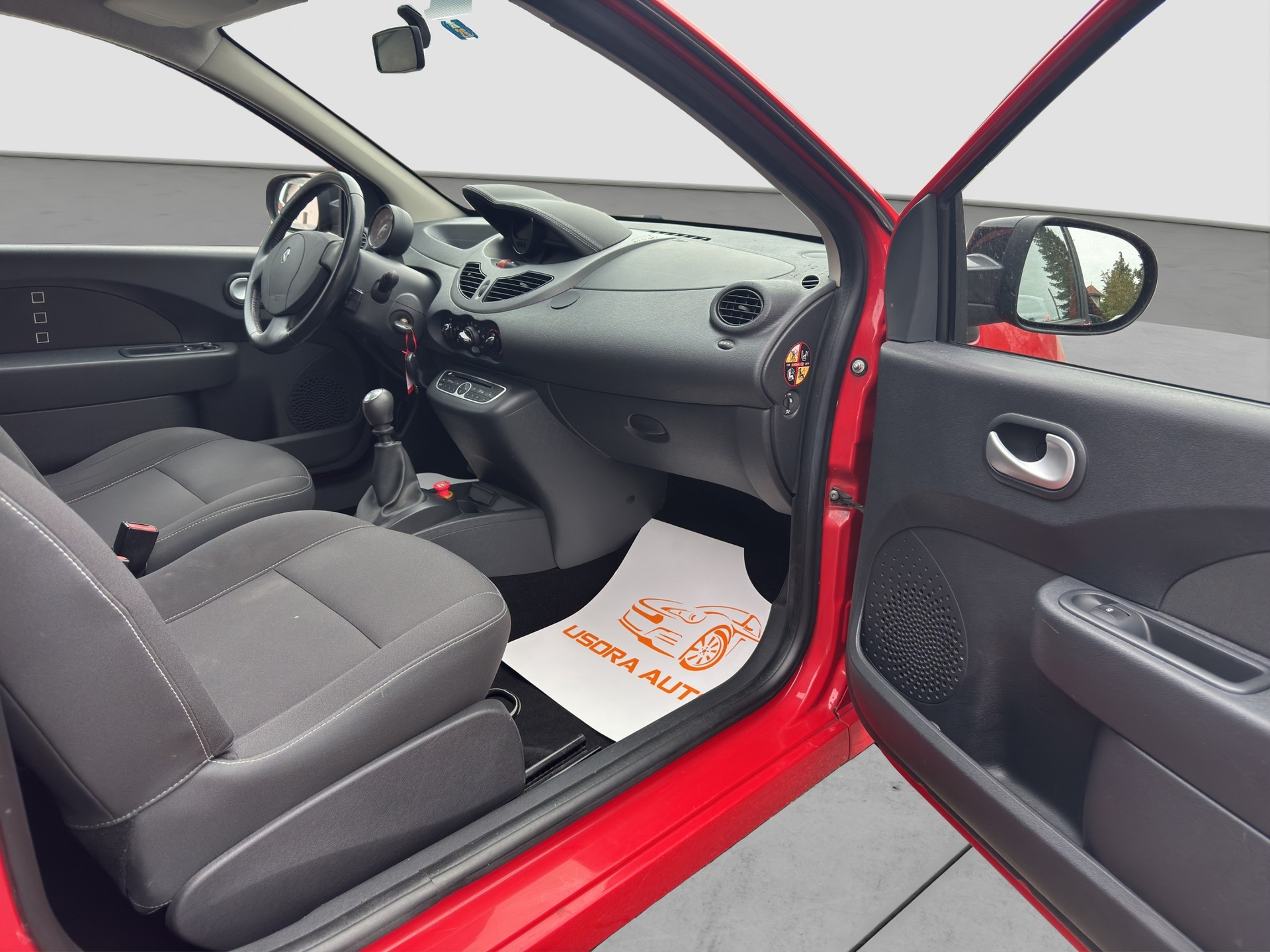 RENAULT Twingo 1.2 16V Dynamique-image-9
