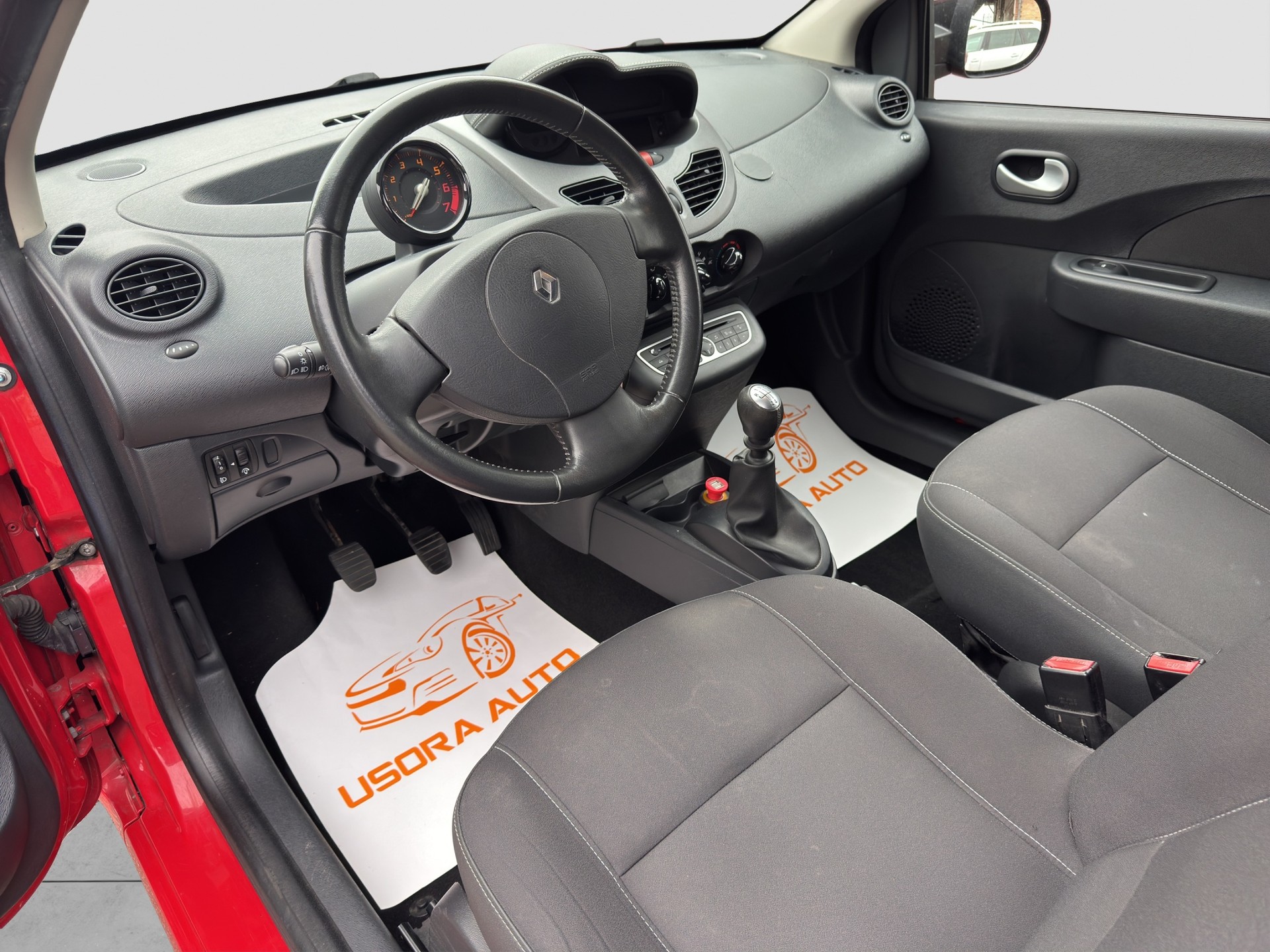 RENAULT Twingo 1.2 16V Dynamique-image-10