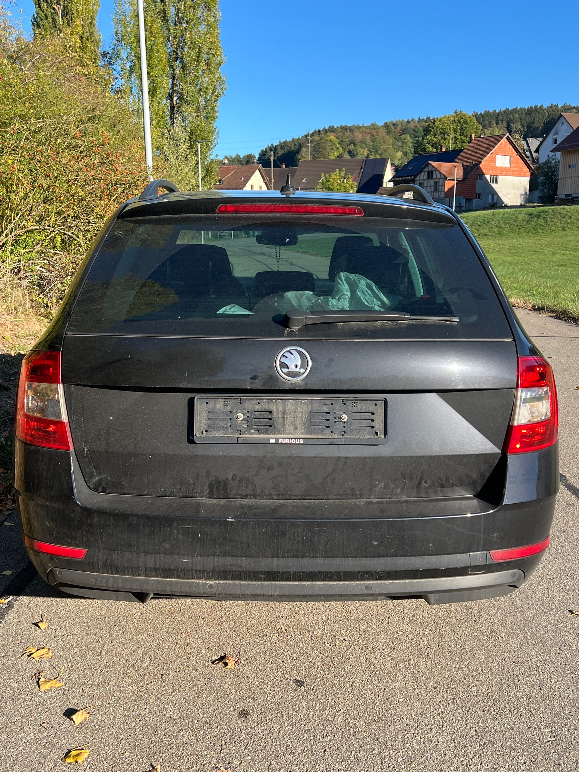 SKODA Octavia Combi 2.0 TDI Ambition DSG-image-3