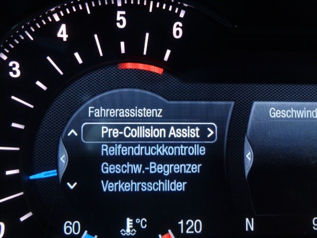 FORD Edge 2.0 TDCi ST-Line 4WD PowerShift-image-12