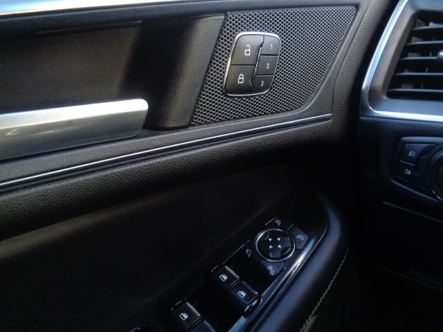 FORD Edge 2.0 TDCi ST-Line 4WD PowerShift-image-7