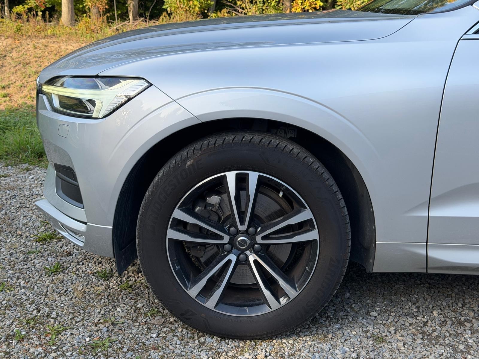VOLVO XC60 D5 AWD Momentum Geartronic-image-14