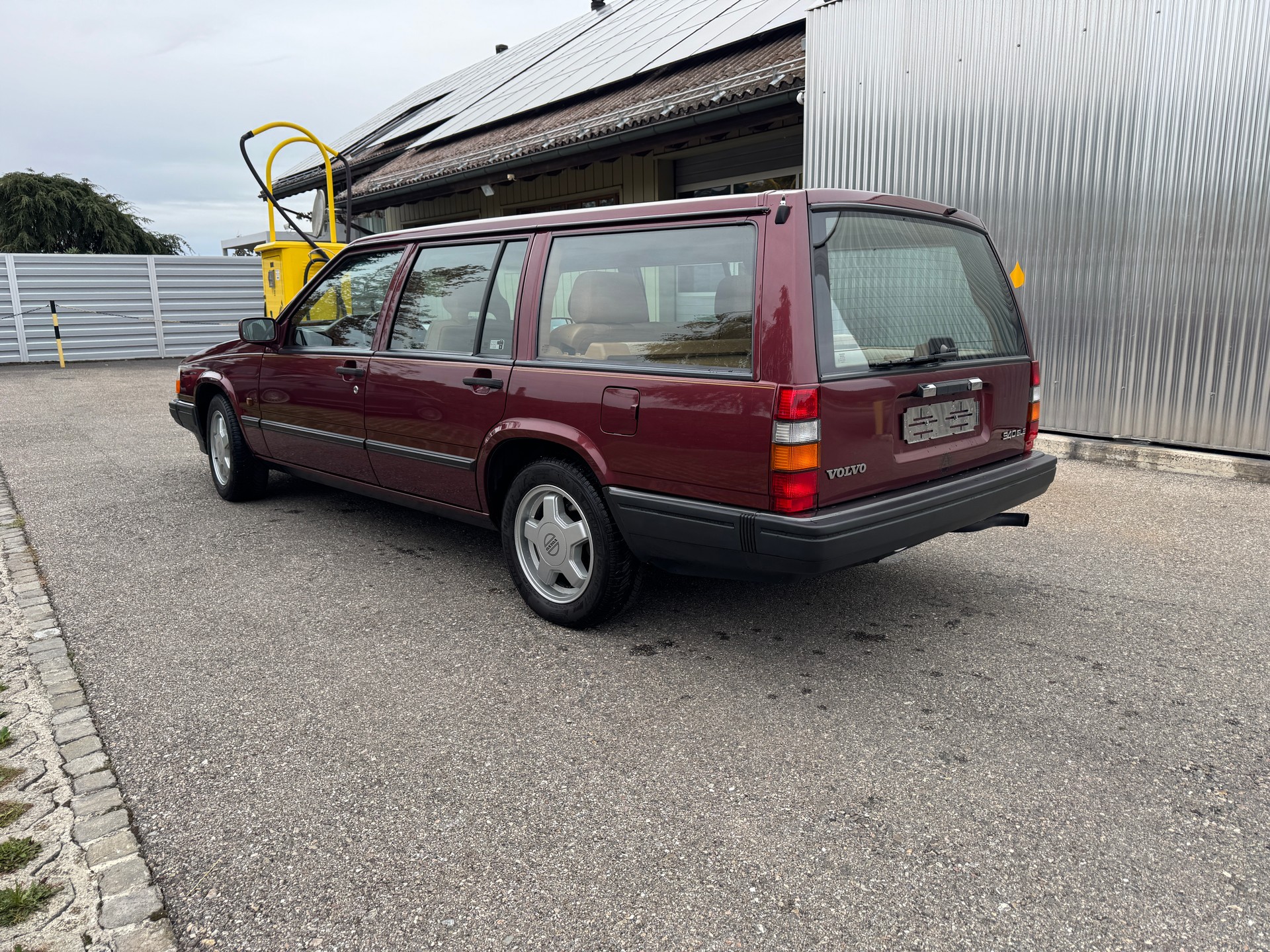 VOLVO 940 2.3 GLE-image-3