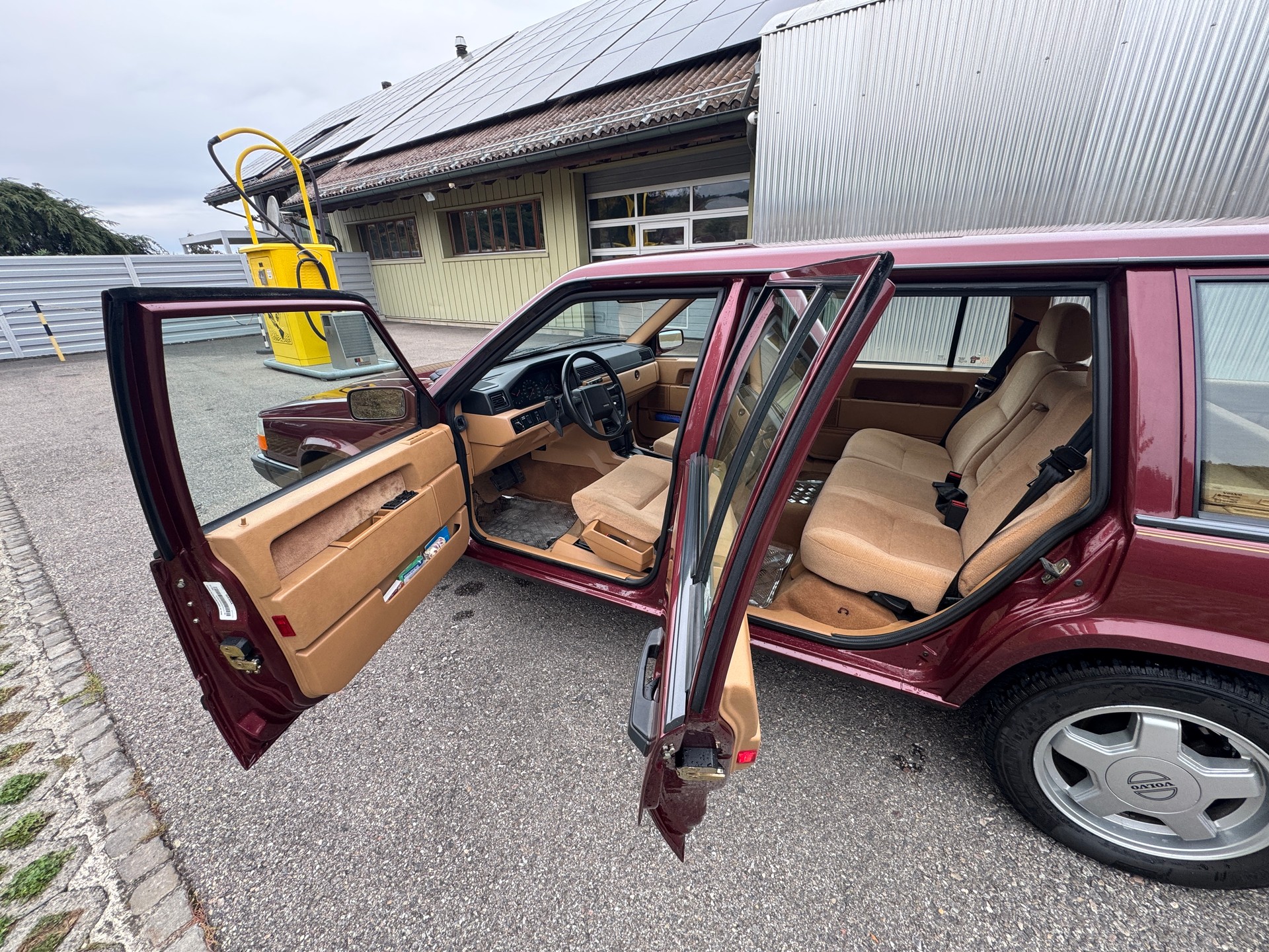 VOLVO 940 2.3 GLE-image-6