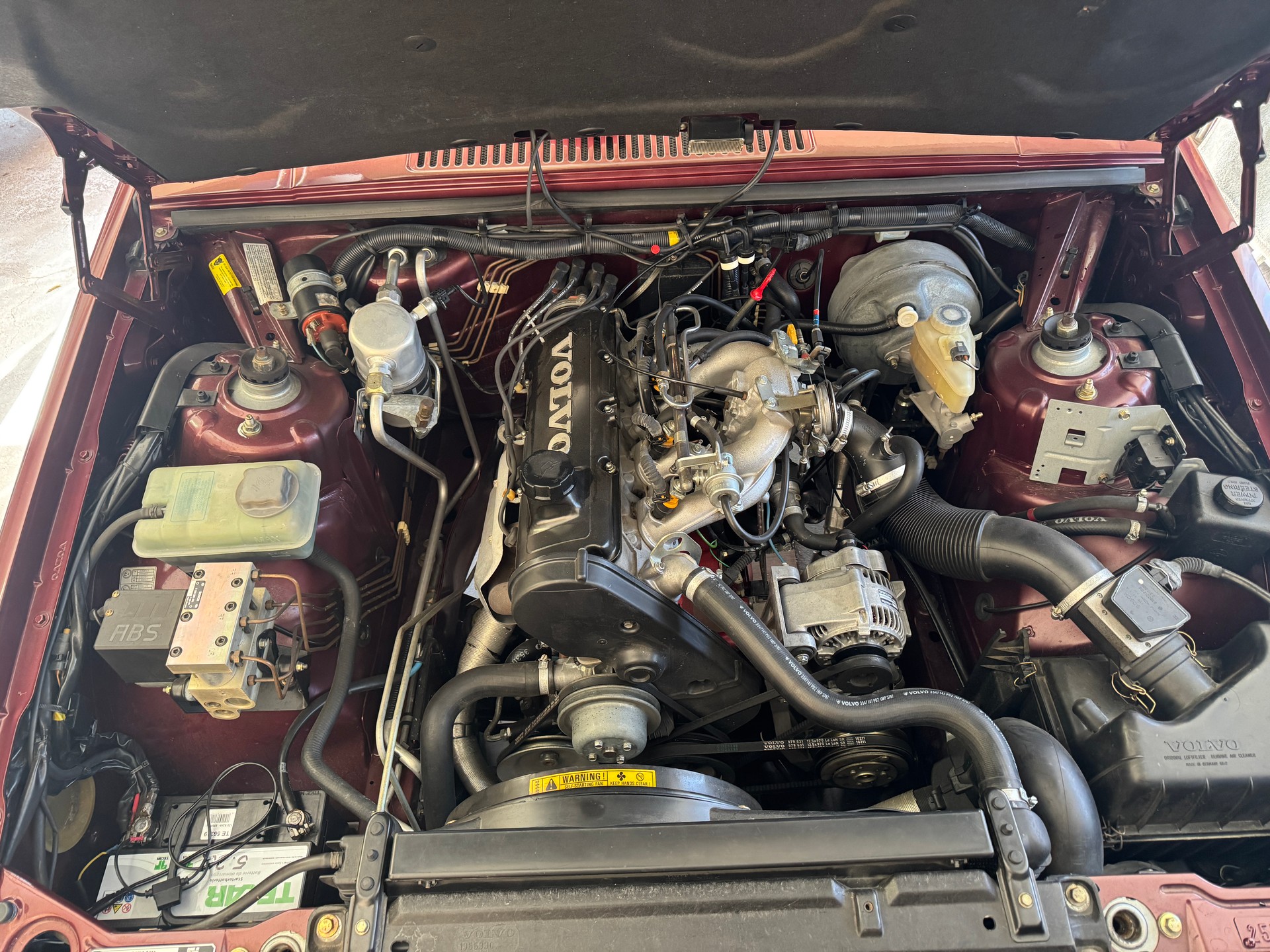 VOLVO 940 2.3 GLE-image-9