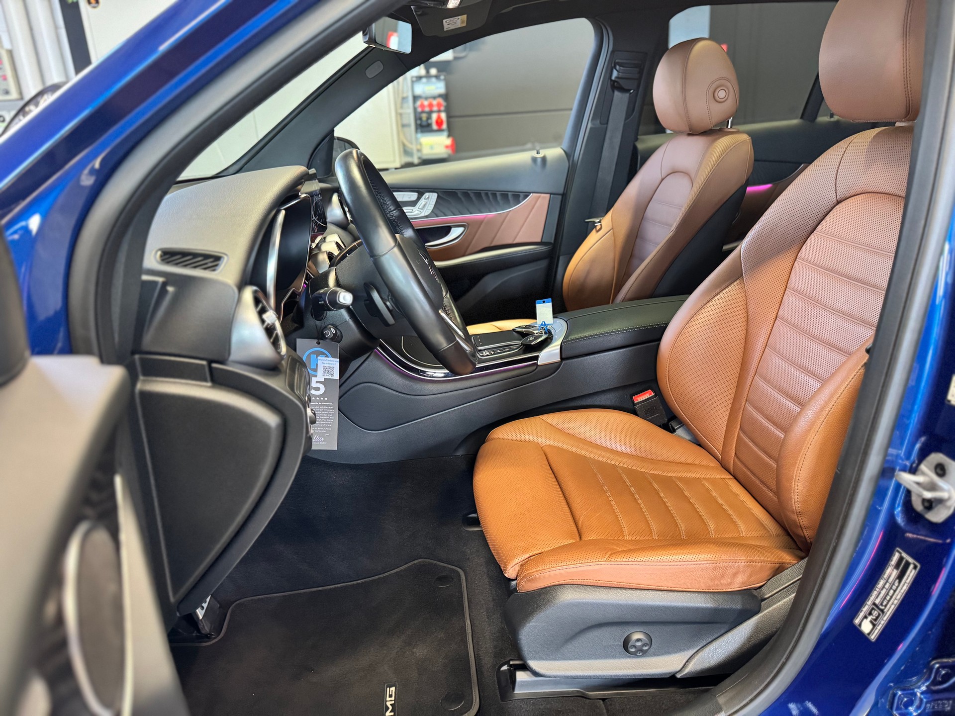 MERCEDES-BENZ GLC 400 d 4Matic AMG Line Plus 9G-Tronic-image-13
