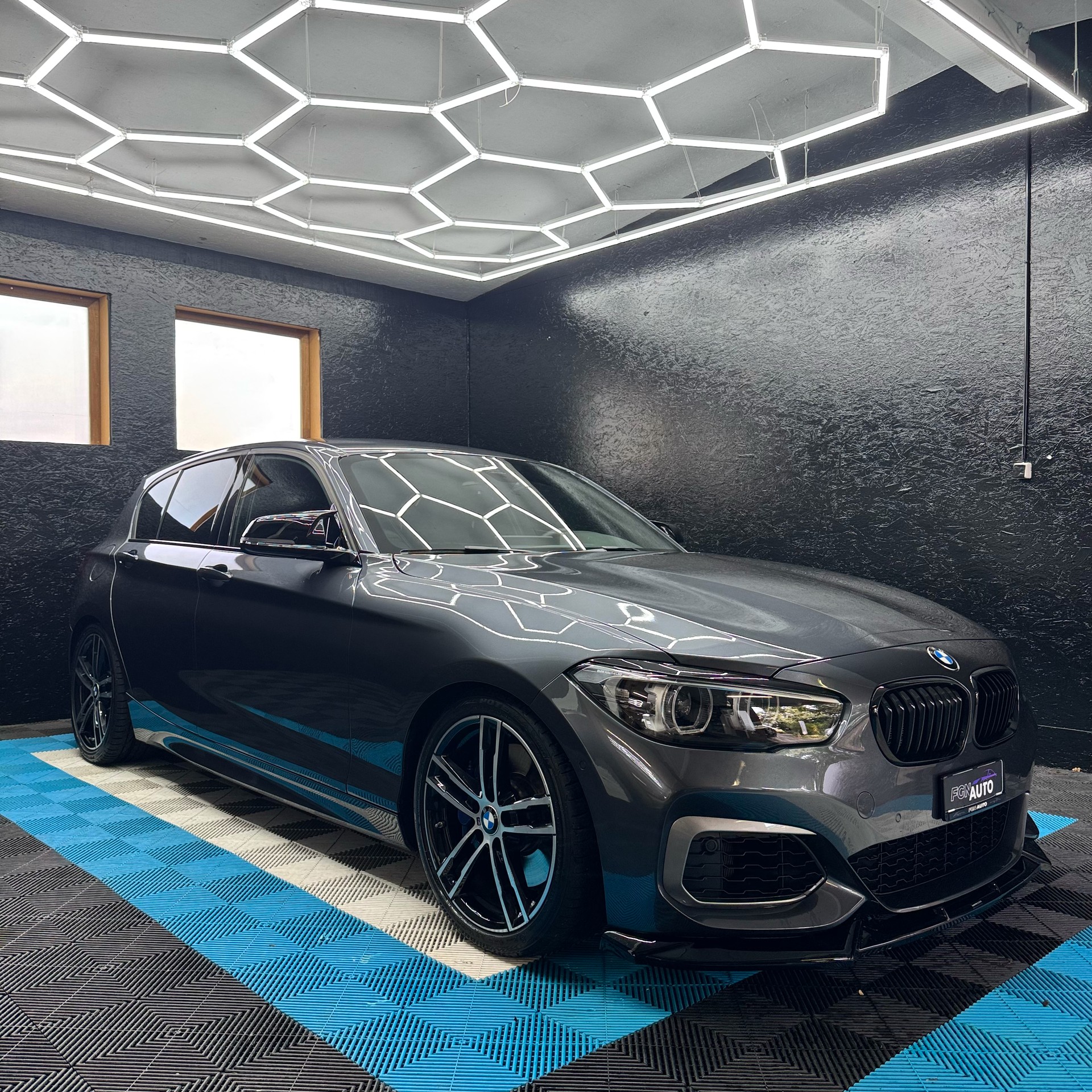 BMW M140i xDrive Steptronic-image-3
