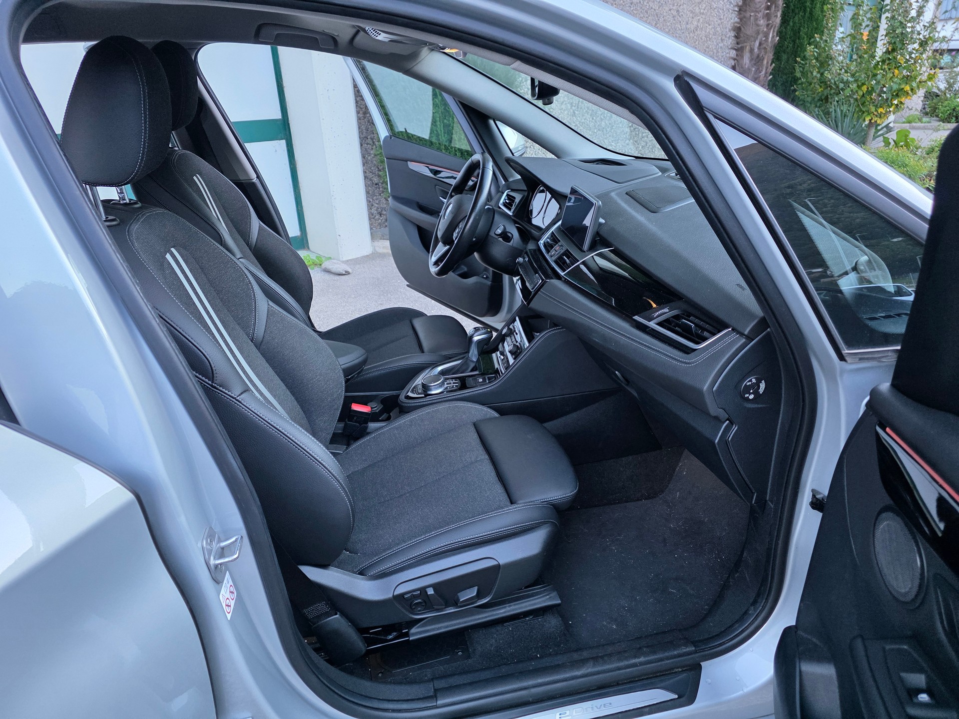BMW 225xe iPerformance Active Tourer Family Edition Steptronic-image-22