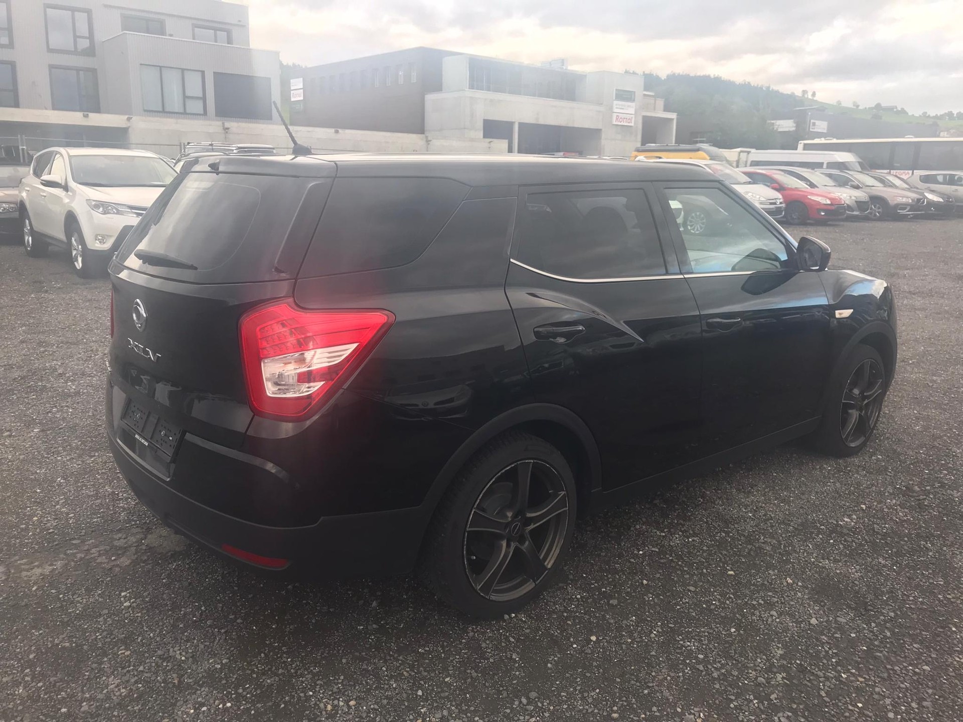 KGM-SsangYong XLV 1.6 e-XGi Crystal 2WD-image-9