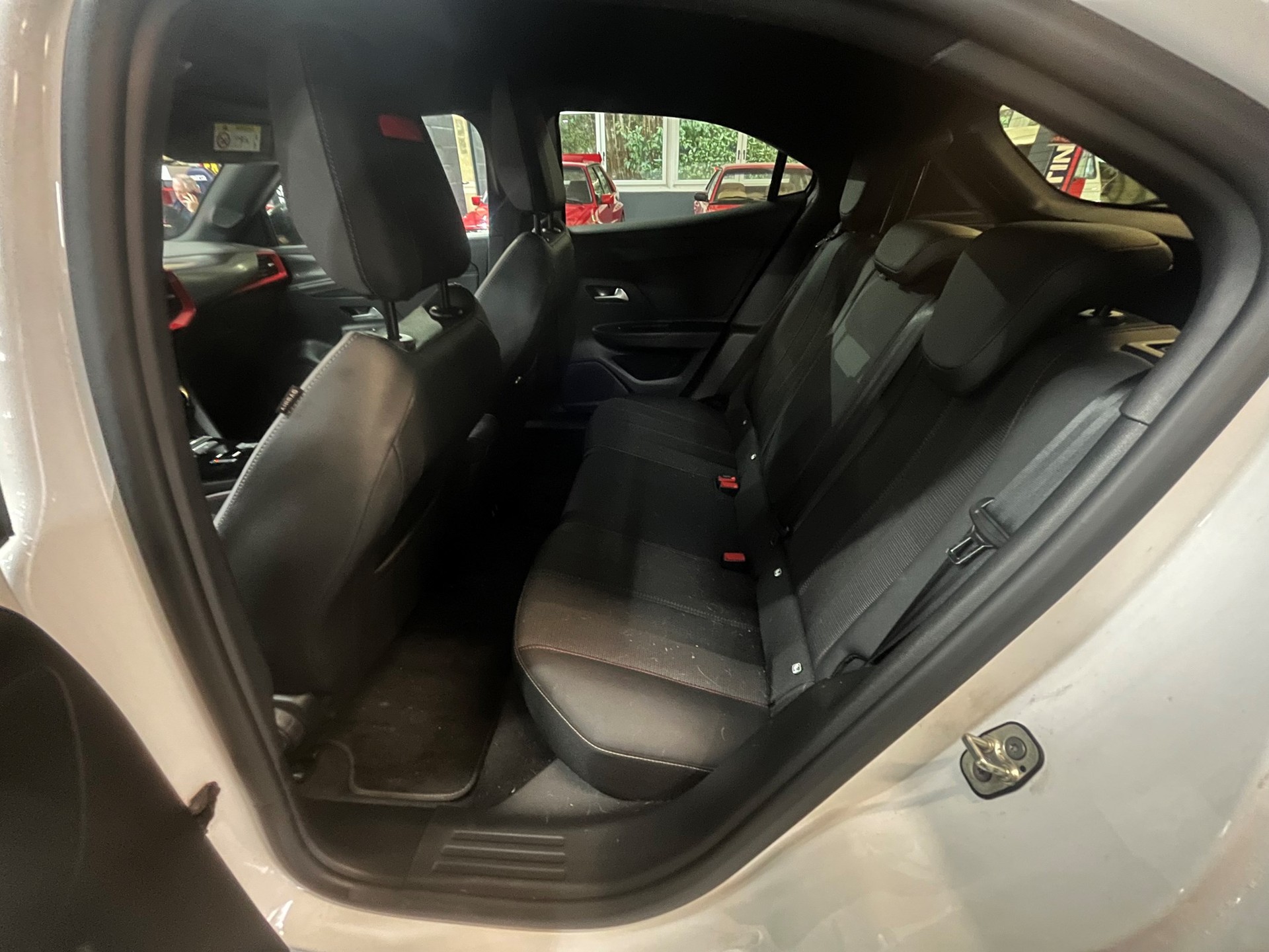 OPEL Mokka 1.2 Direct Injection Turbo GS Line Aut.-image-10