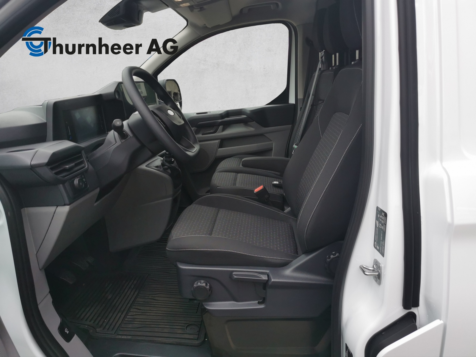 FORD Transit Custom Van 320 L2H1 Limited-image-9
