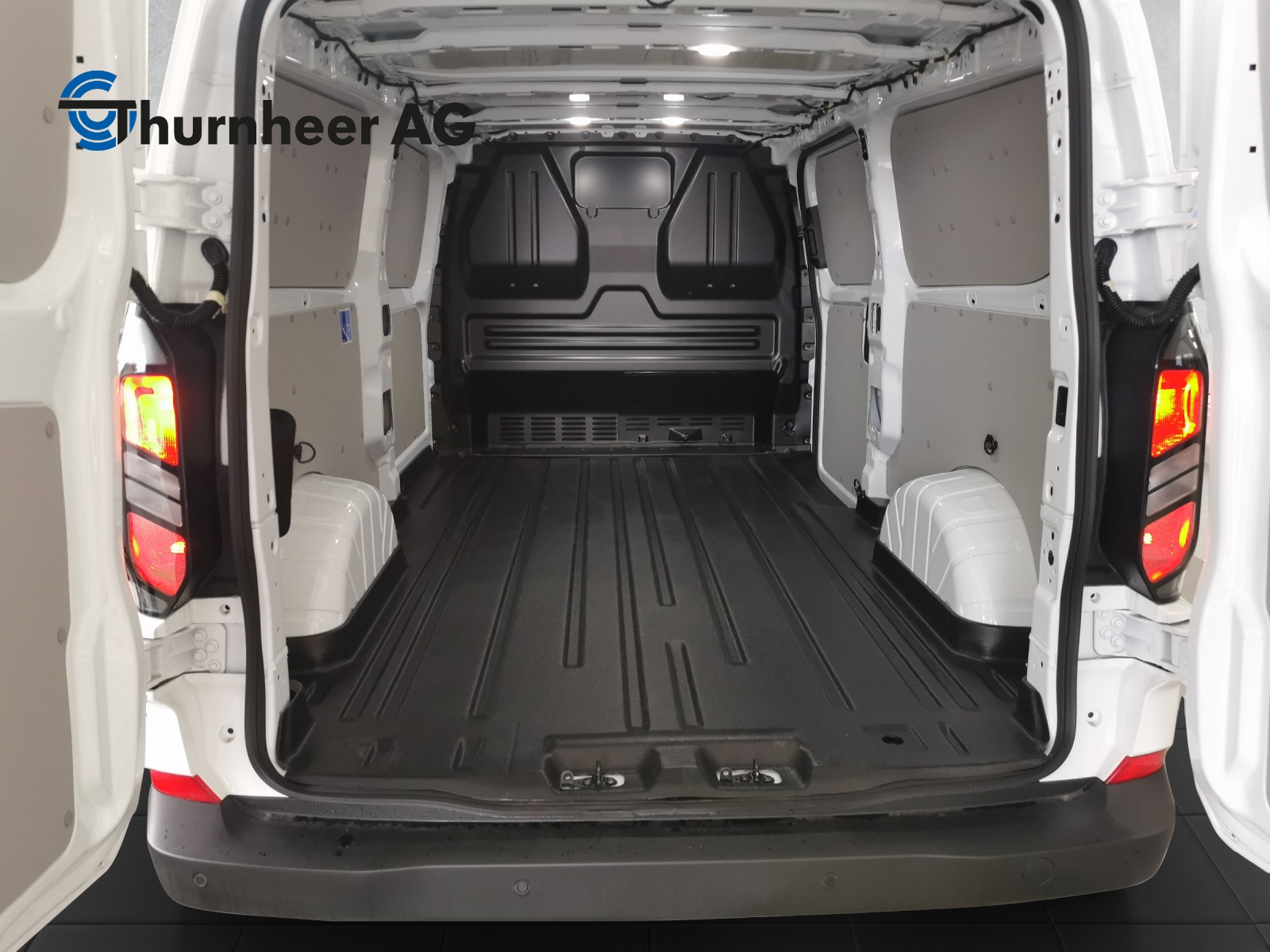 FORD Transit Custom Van 320 L2H1 Limited-image-13