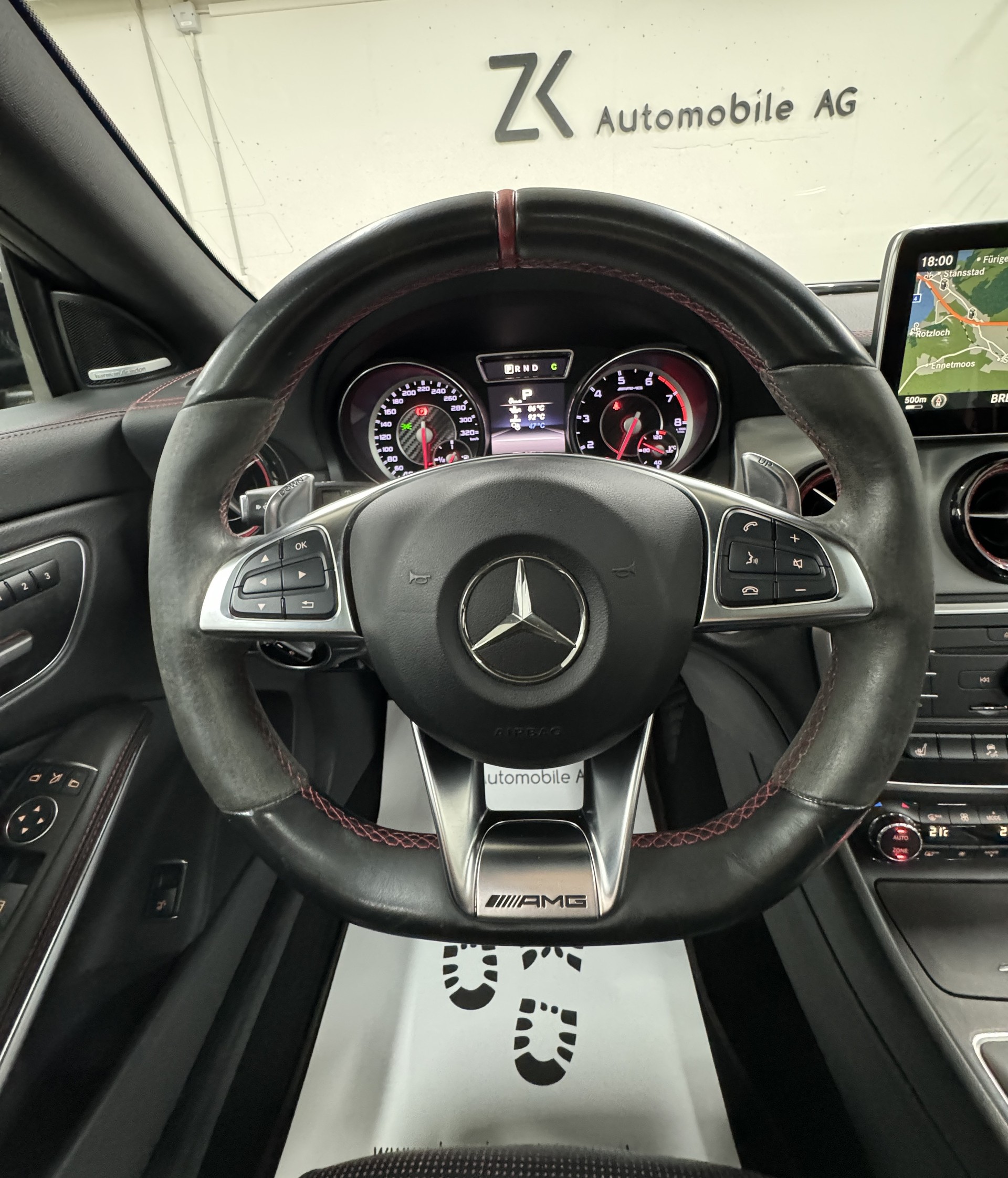 MERCEDES-BENZ CLA Shooting Brake 45 AMG 4Matic 360PS Speedshift | Performance-Abgasanlage | Panoramadach | Night-Paket |-image-12