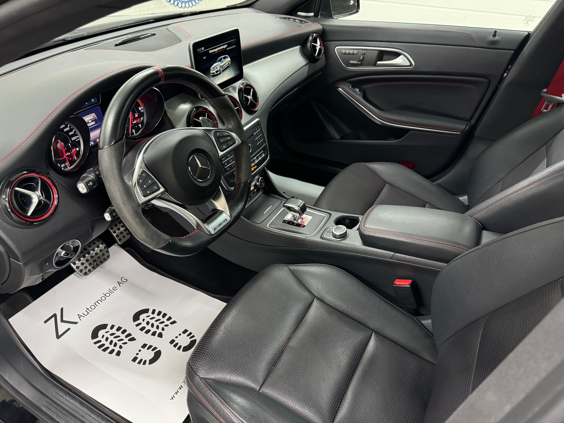 MERCEDES-BENZ CLA Shooting Brake 45 AMG 4Matic 360PS Speedshift | Performance-Abgasanlage | Panoramadach | Night-Paket |-image-7