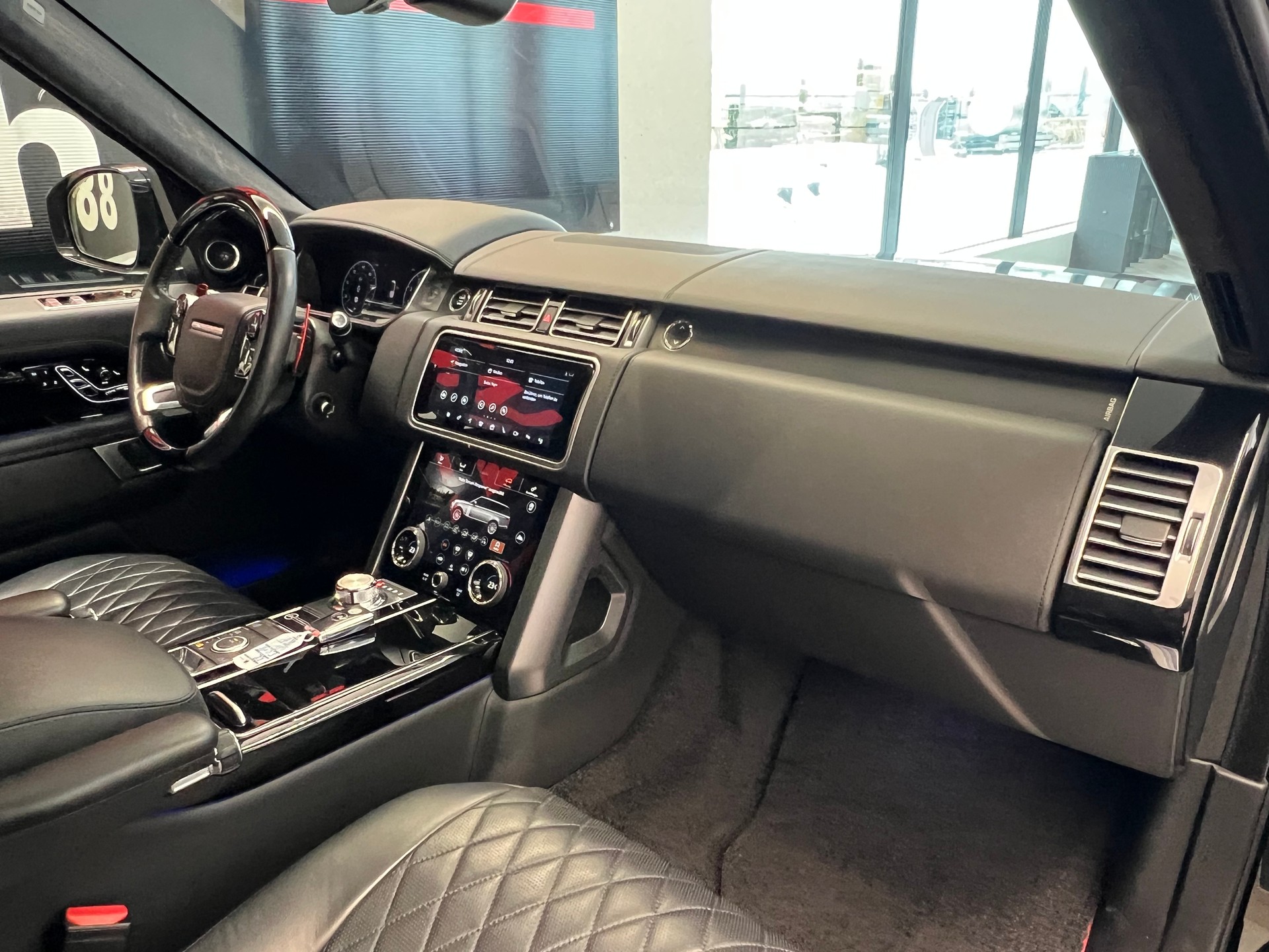 LAND ROVER Range Rover 5.0 V8 S/C SV AB Dynamic Automatic-image-20
