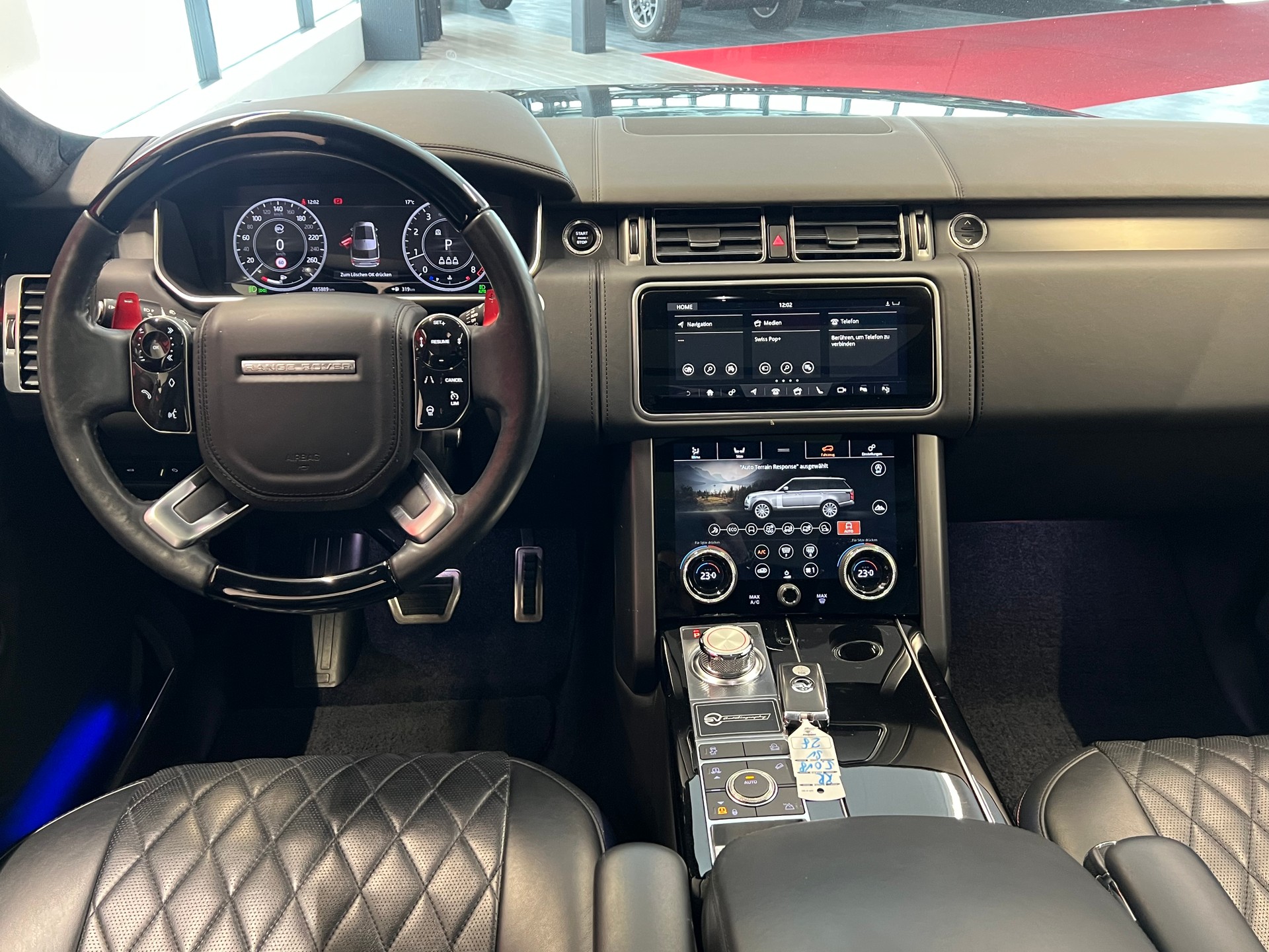 LAND ROVER Range Rover 5.0 V8 S/C SV AB Dynamic Automatic-image-19