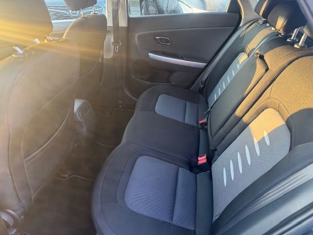 KIA Cee'd Sportswagon 1.6 CRDi Style-image-9