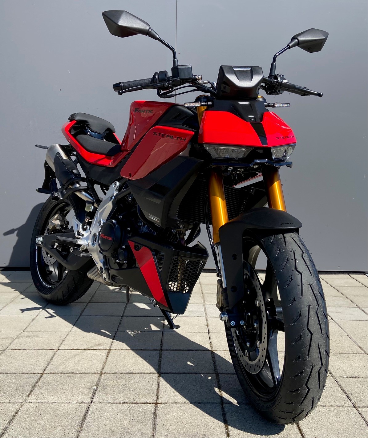 FANTIC STEALTH 125-image-5